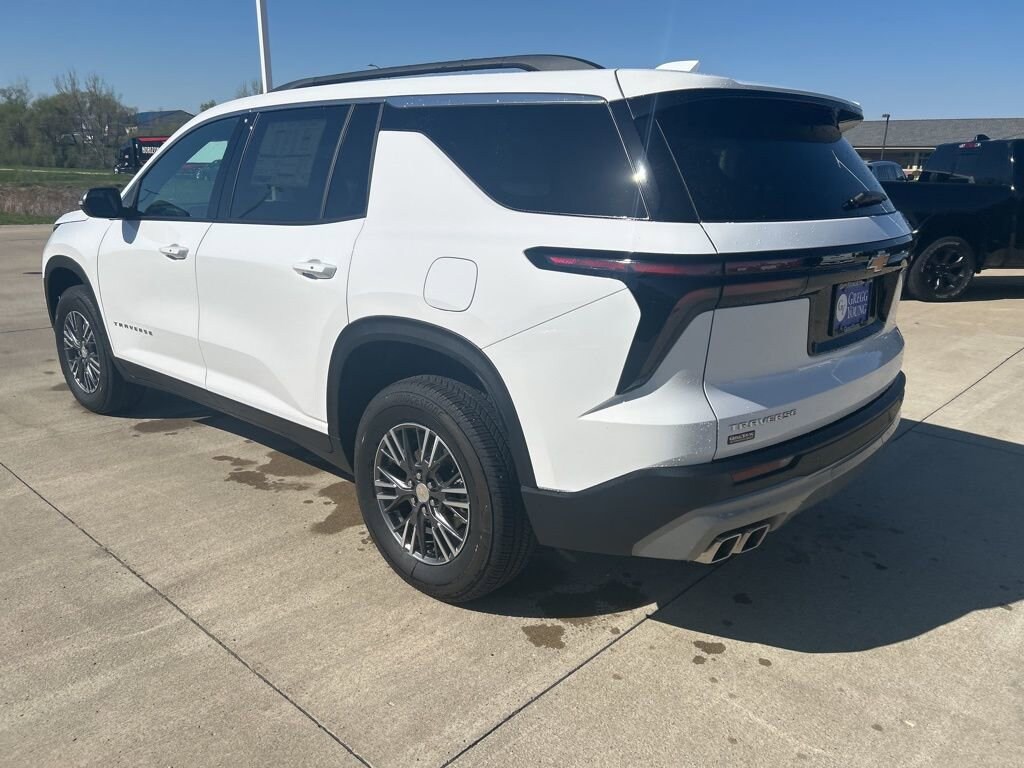 New 2026 Chevrolet Traverse LT SUV