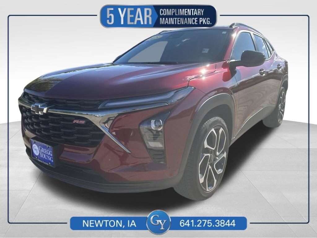 Used 2025 Chevrolet Trax 2RS SUV