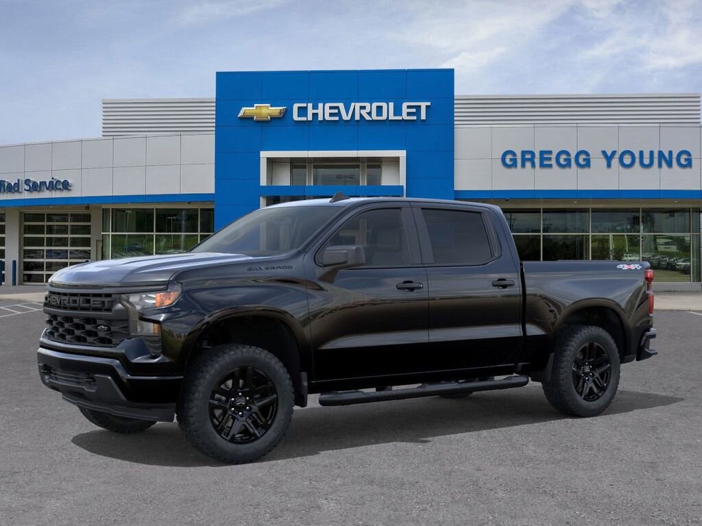 New 2025 Chevrolet Silverado 1500 Custom Truck