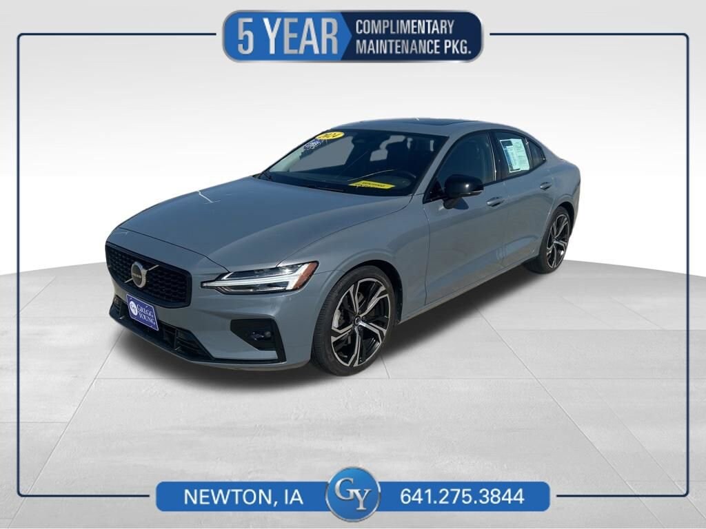 Used 2024 Volvo S60 Core Dark Theme