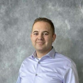 Staff member Josue Alvarez from ID_b250e4