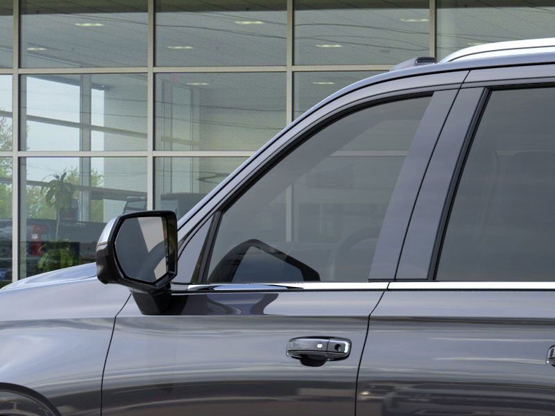 2026 Chevrolet Suburban Premier - Photo 13