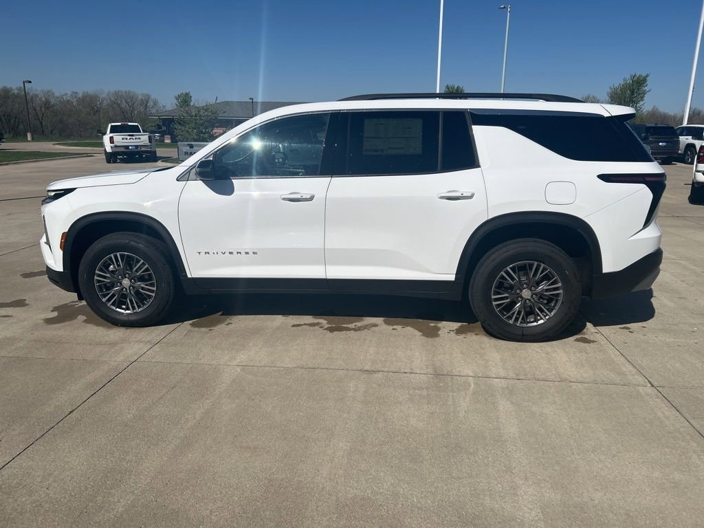 New 2026 Chevrolet Traverse LT SUV