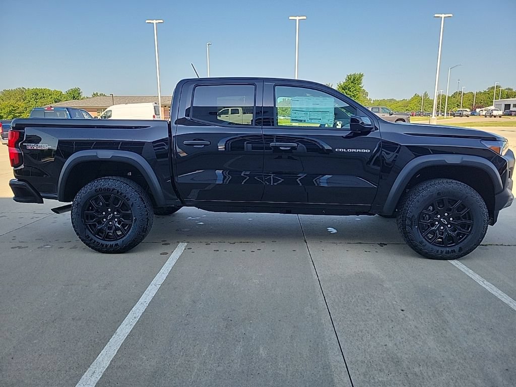 2026 Chevrolet Colorado Trail Boss - Photo 7
