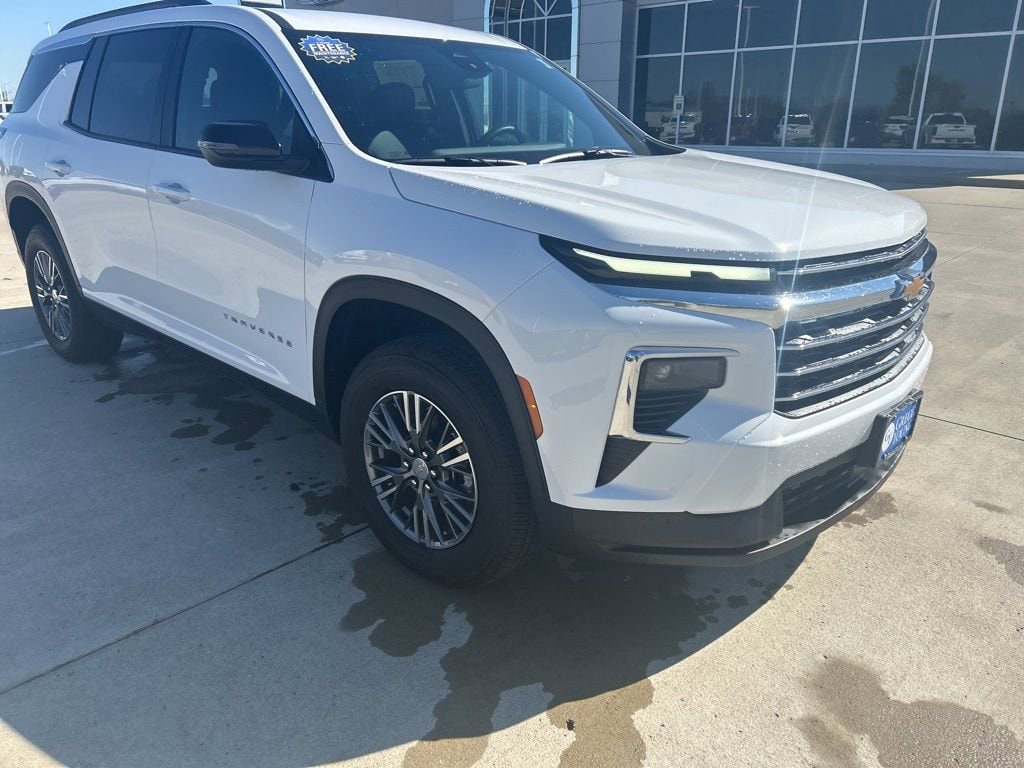 2026 Chevrolet Traverse LT - Photo 9