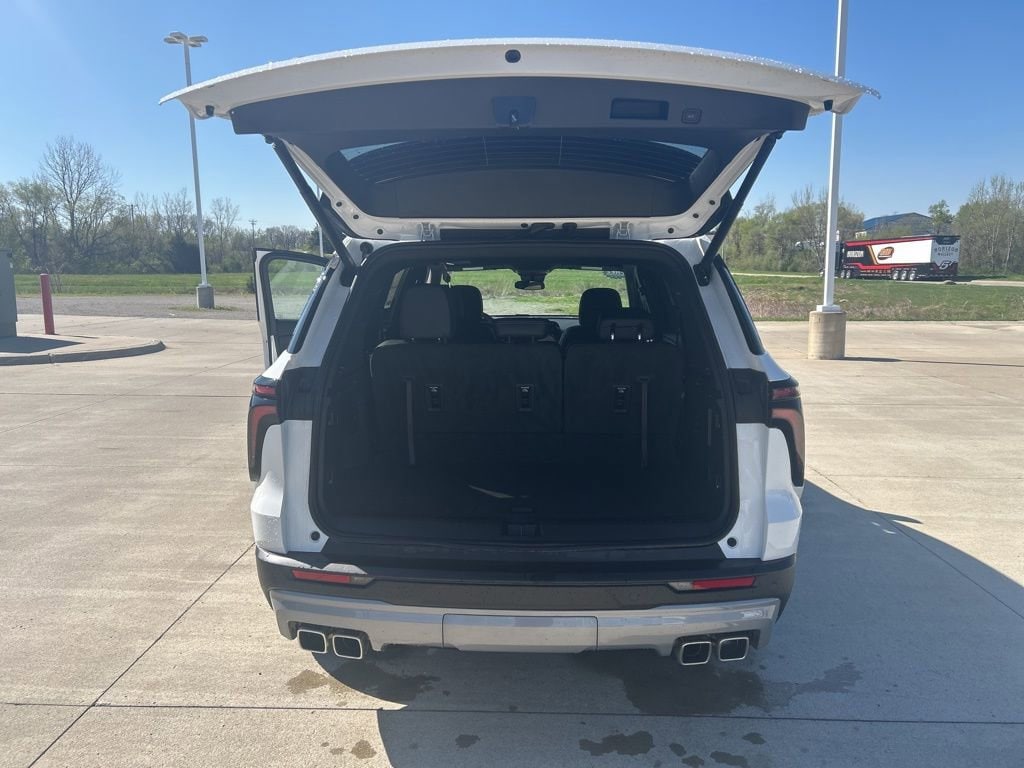 2026 Chevrolet Traverse LT - Photo 23