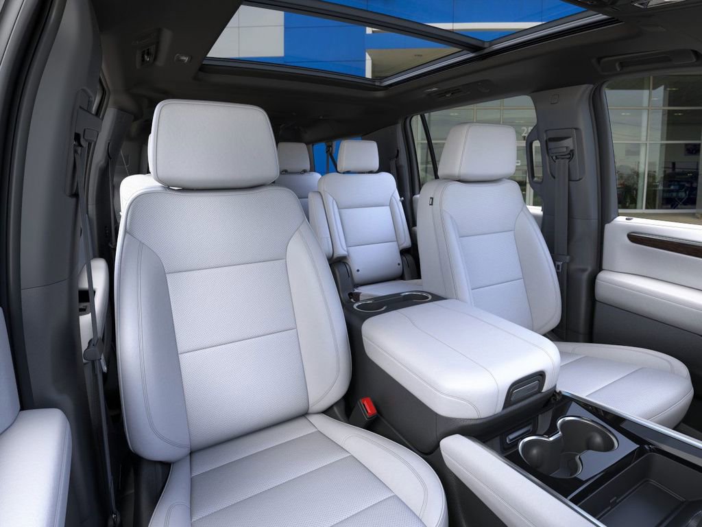 2026 Chevrolet Suburban Premier - Photo 17