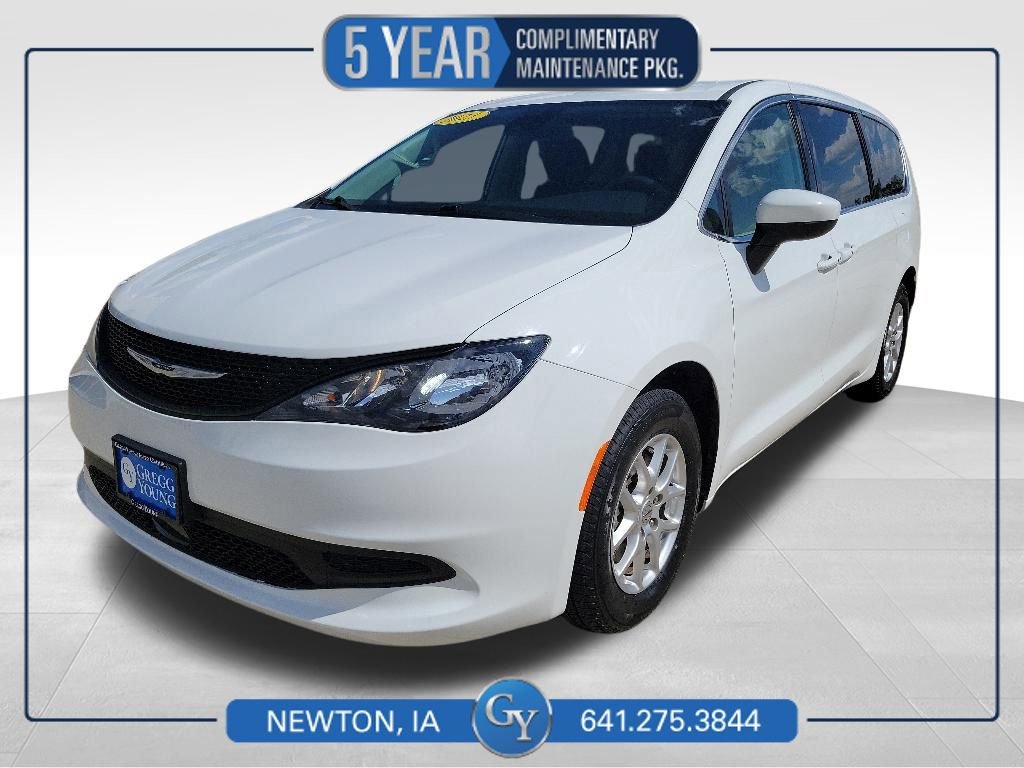 2023 Chrysler Voyager 