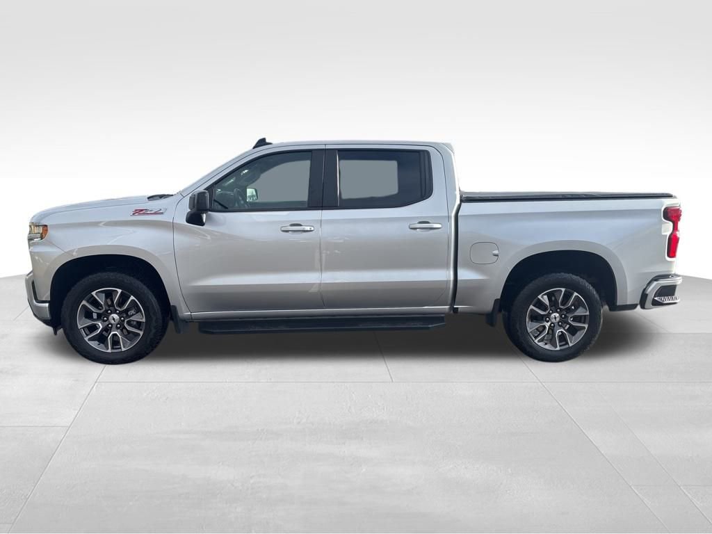 2022 Chevrolet Silverado 1500 RST photo 2