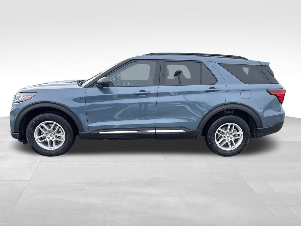 Used 2025 Ford Explorer Active