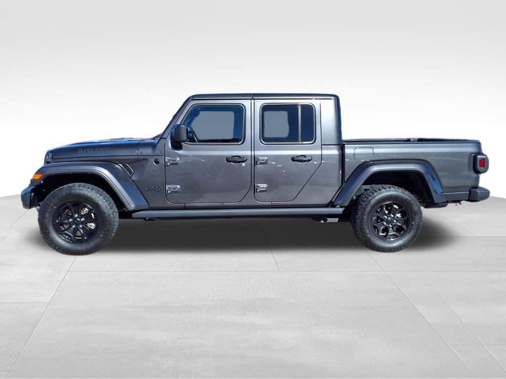 2021 Jeep Gladiator Willys Sport photo 2