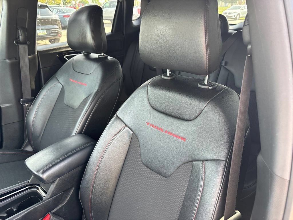 2025 Jeep Compass Trailhawk - Photo 13