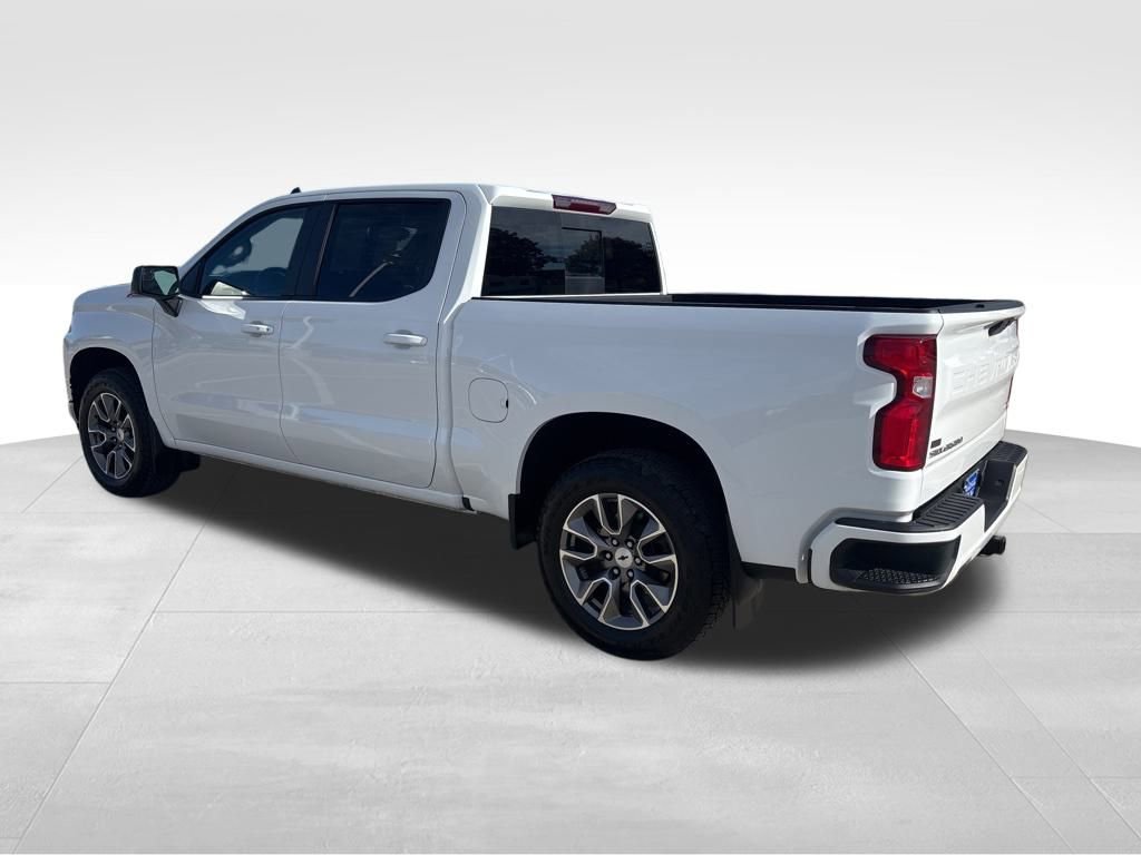 2022 Chevrolet Silverado 1500 RST photo 3