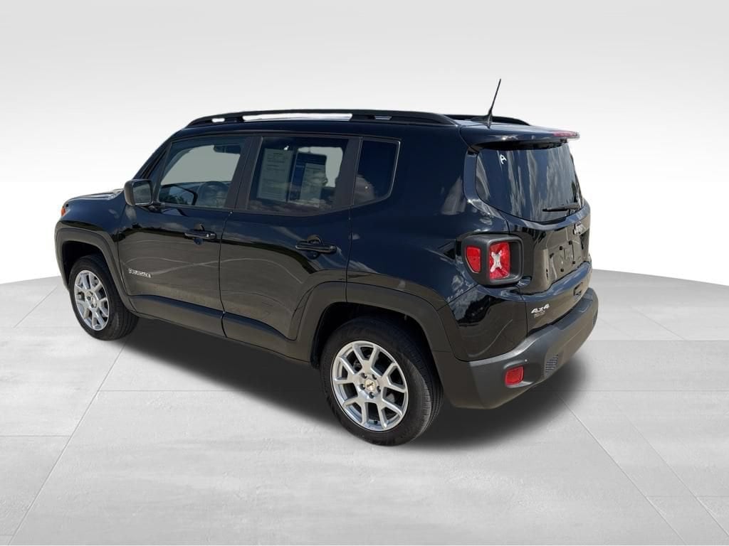 Used 2022 Jeep Renegade Latitude