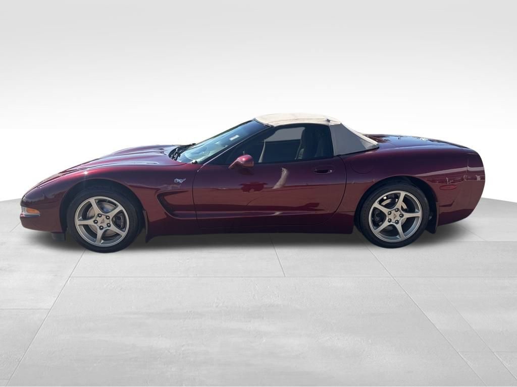 2003 Chevrolet Corvette Base photo 2
