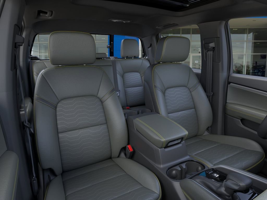 2026 Chevrolet Colorado ZR2 - Photo 16