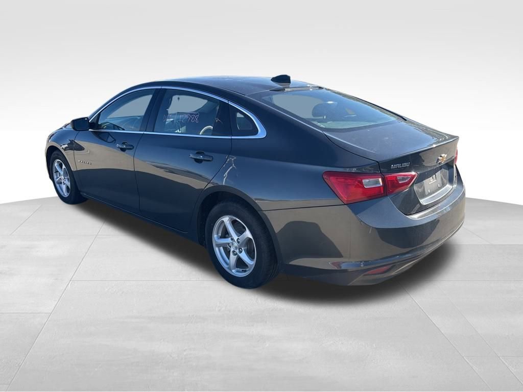 2017 Chevrolet Malibu LS photo 2