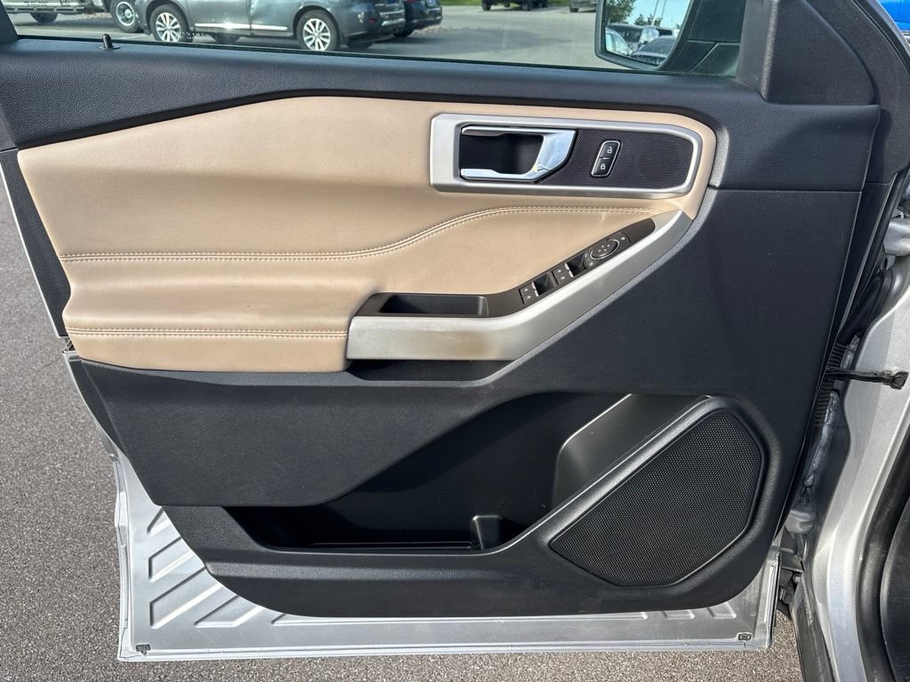 2022 Ford Explorer XLT - Photo 16