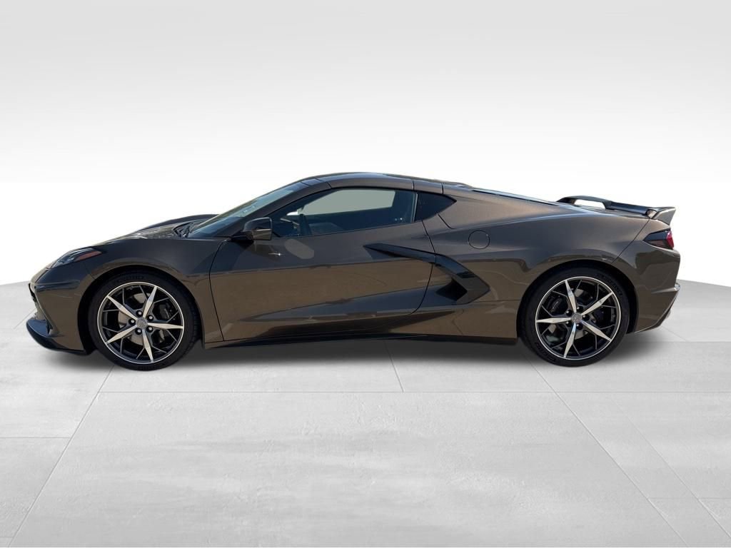2021 Chevrolet Corvette Stingray 3LT photo 2