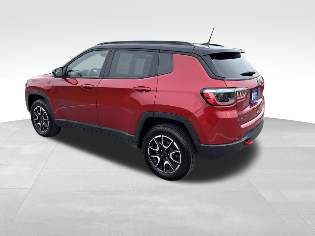 Used 2025 Jeep Compass Trailhawk