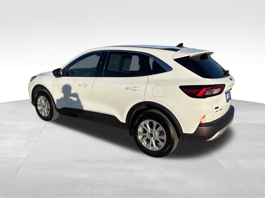 2023 Ford Escape Active photo 3