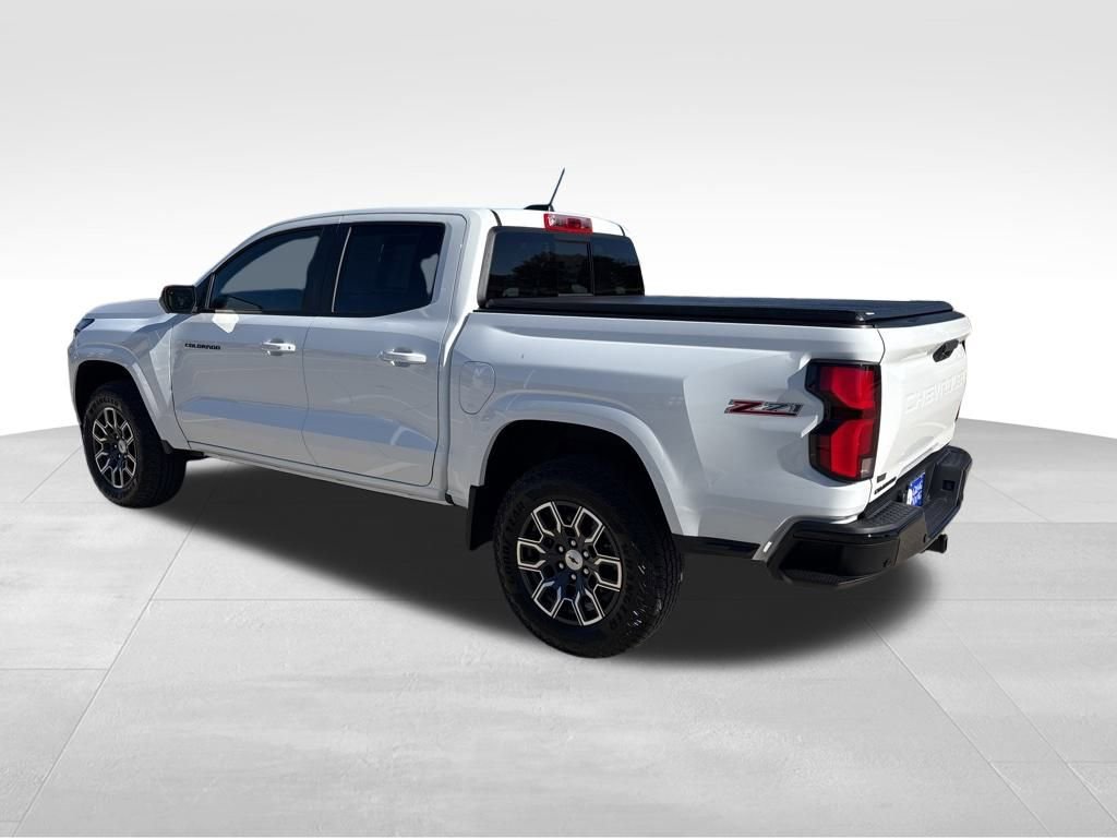 2026 Chevrolet Colorado Z71 photo 3