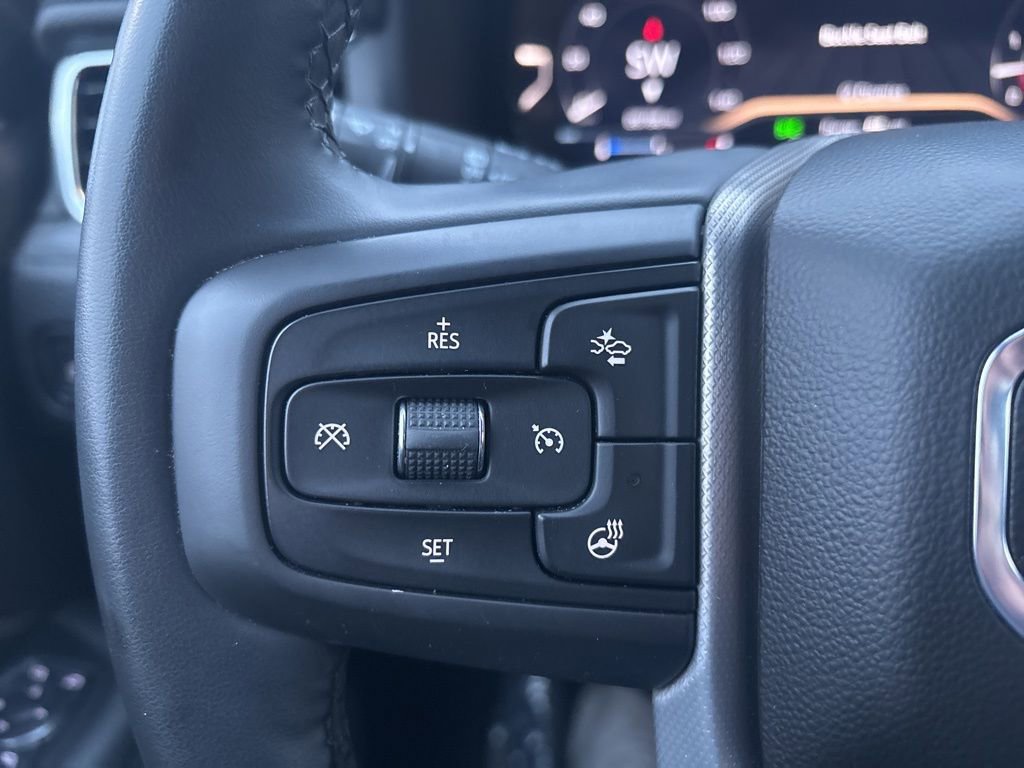 2024 GMC Yukon Denali - Photo 19
