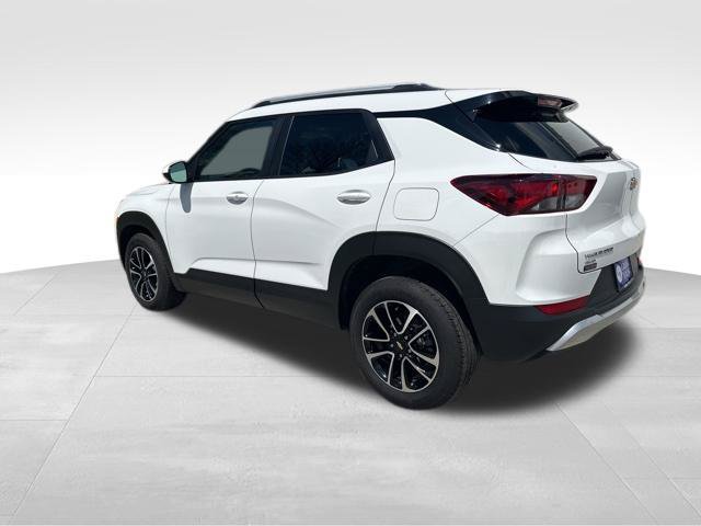Used 2025 Chevrolet Trailblazer LT SUV