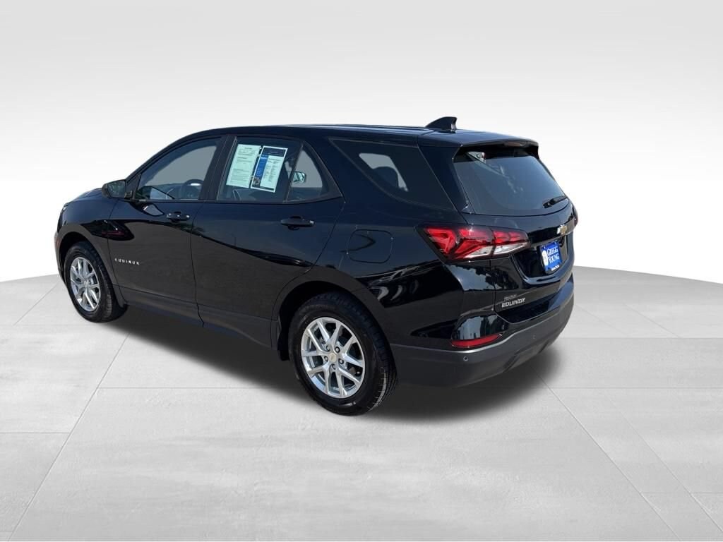 Used 2023 Chevrolet Equinox LS SUV