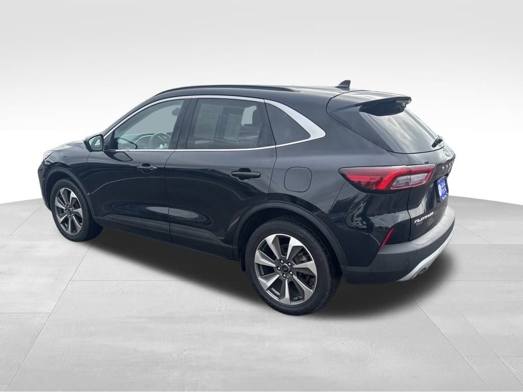2023 Ford Escape Platinum photo 2