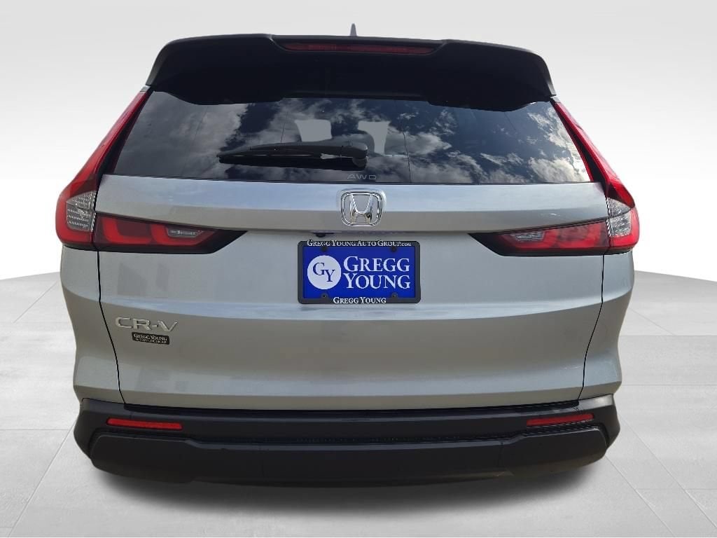 Used 2025 Honda CR-V LX
