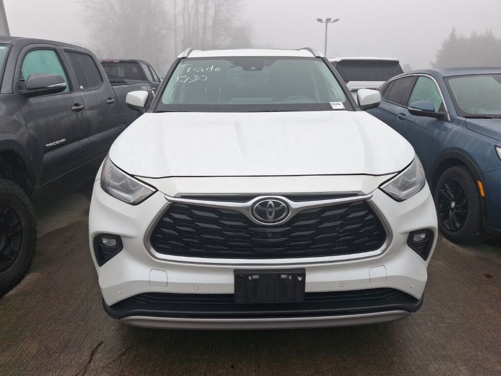 Used 2022 Toyota Highlander Platinum SUV