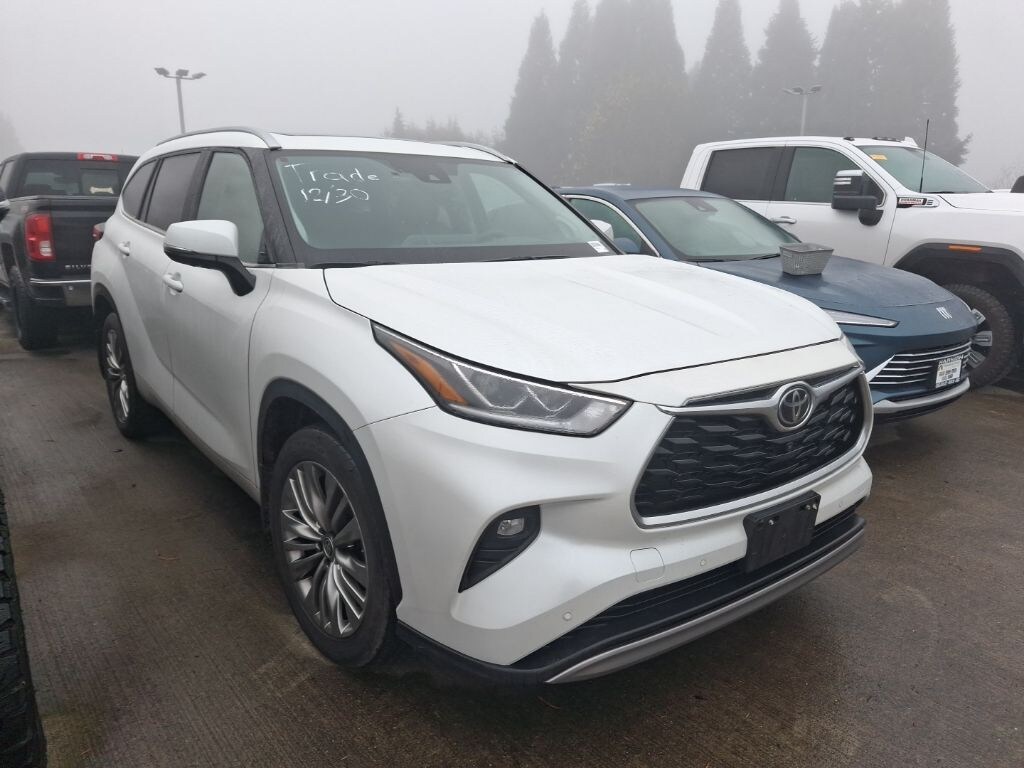 Used 2022 Toyota Highlander Platinum SUV