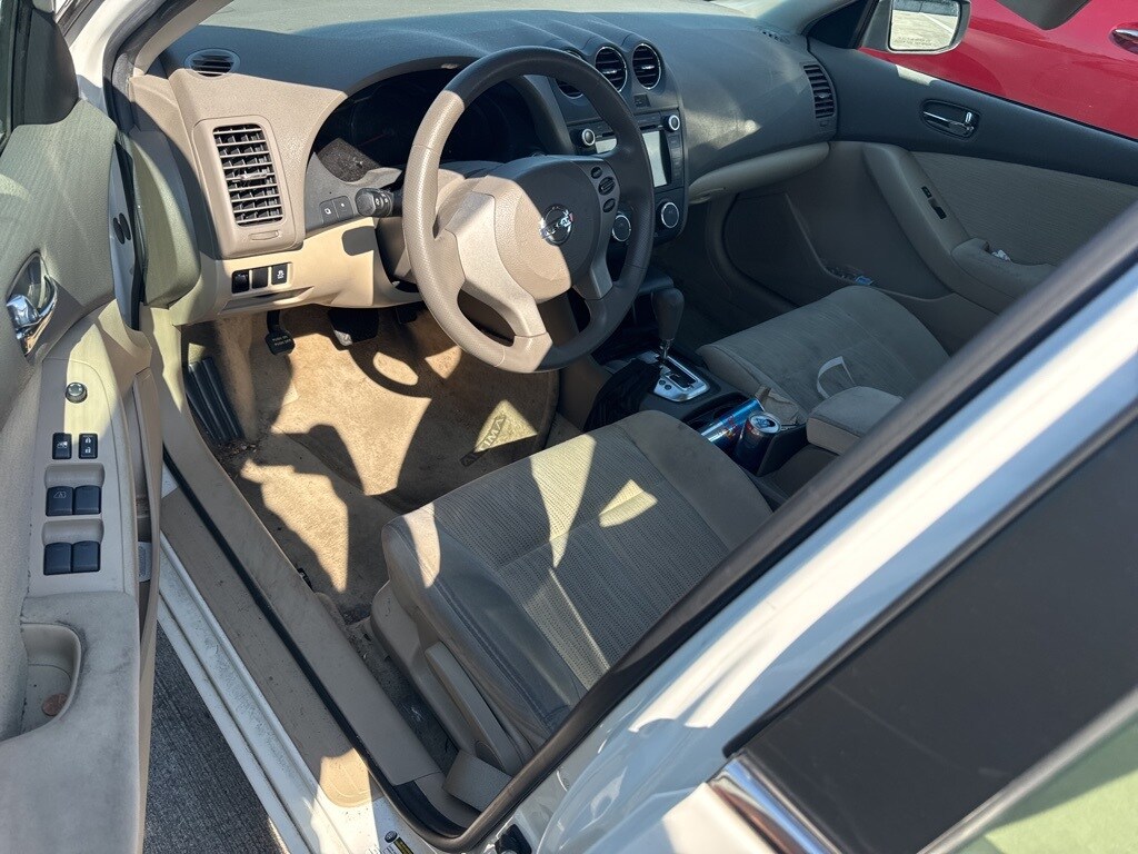 2012 Nissan Altima 2.5 S photo 3