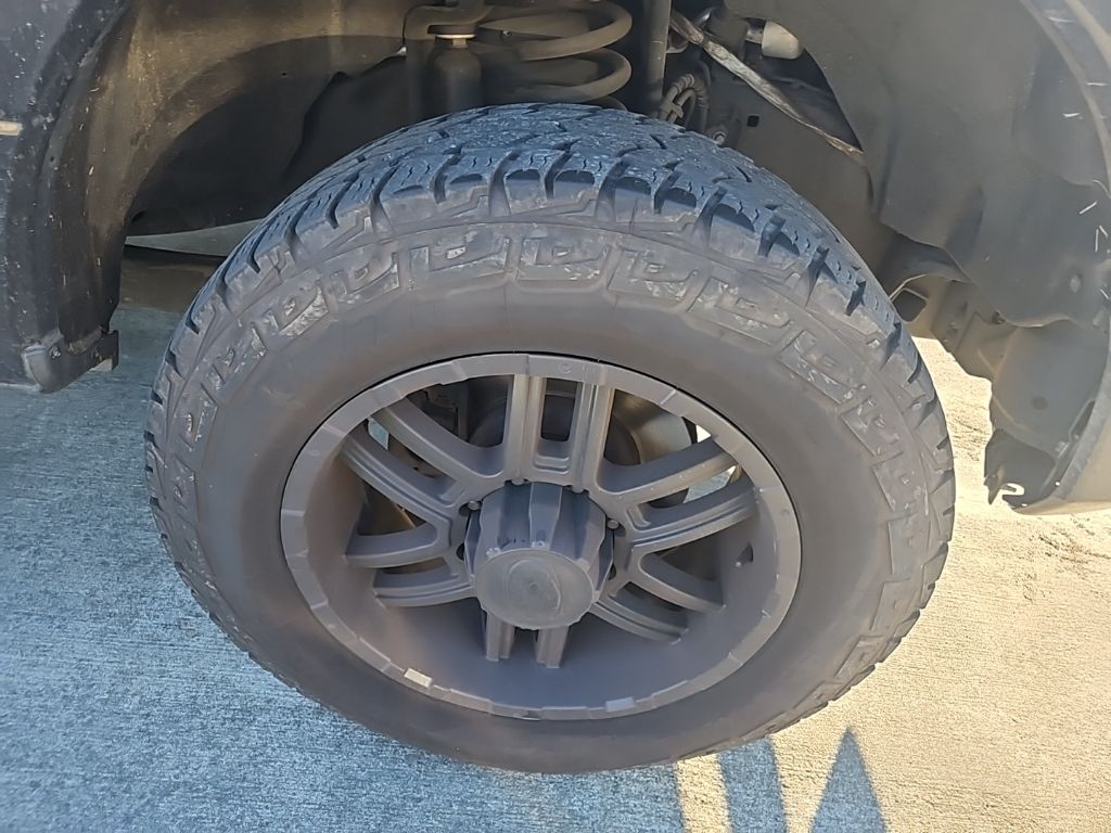 2020 Ford F-350 Platinum photo 2