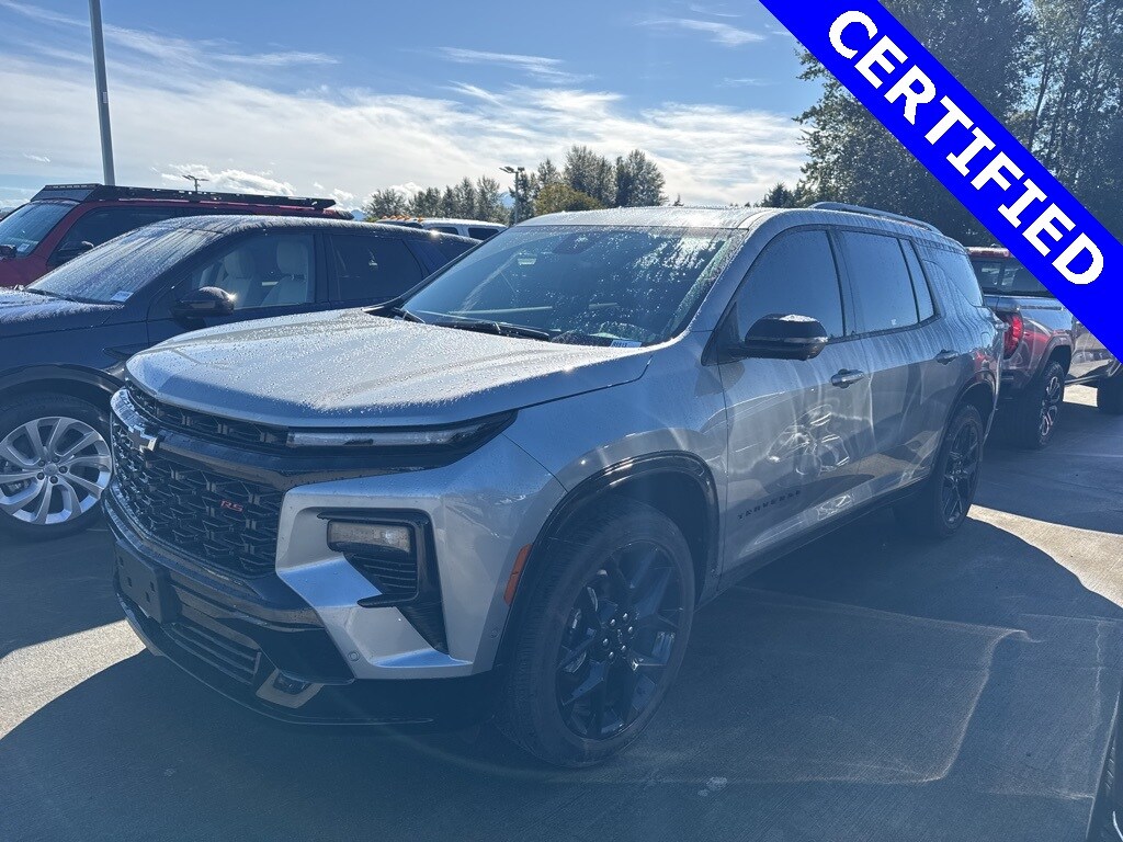 2025 Chevrolet Traverse RS photo 3