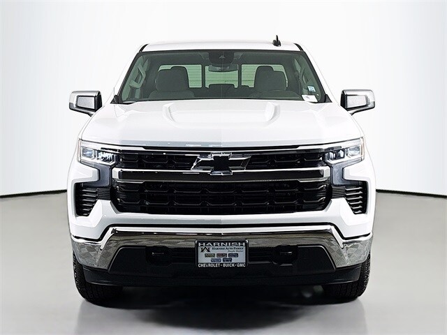 2025 Chevrolet Silverado 1500 LT photo 2