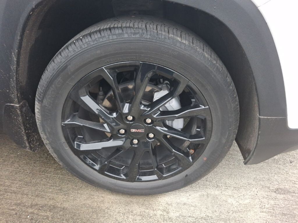 Certified 2024 GMC Terrain SLT SUV