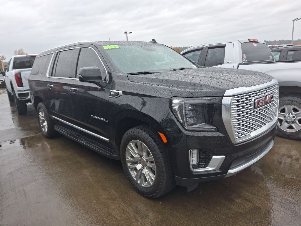 Used 2023 GMC Yukon XL Denali SUV