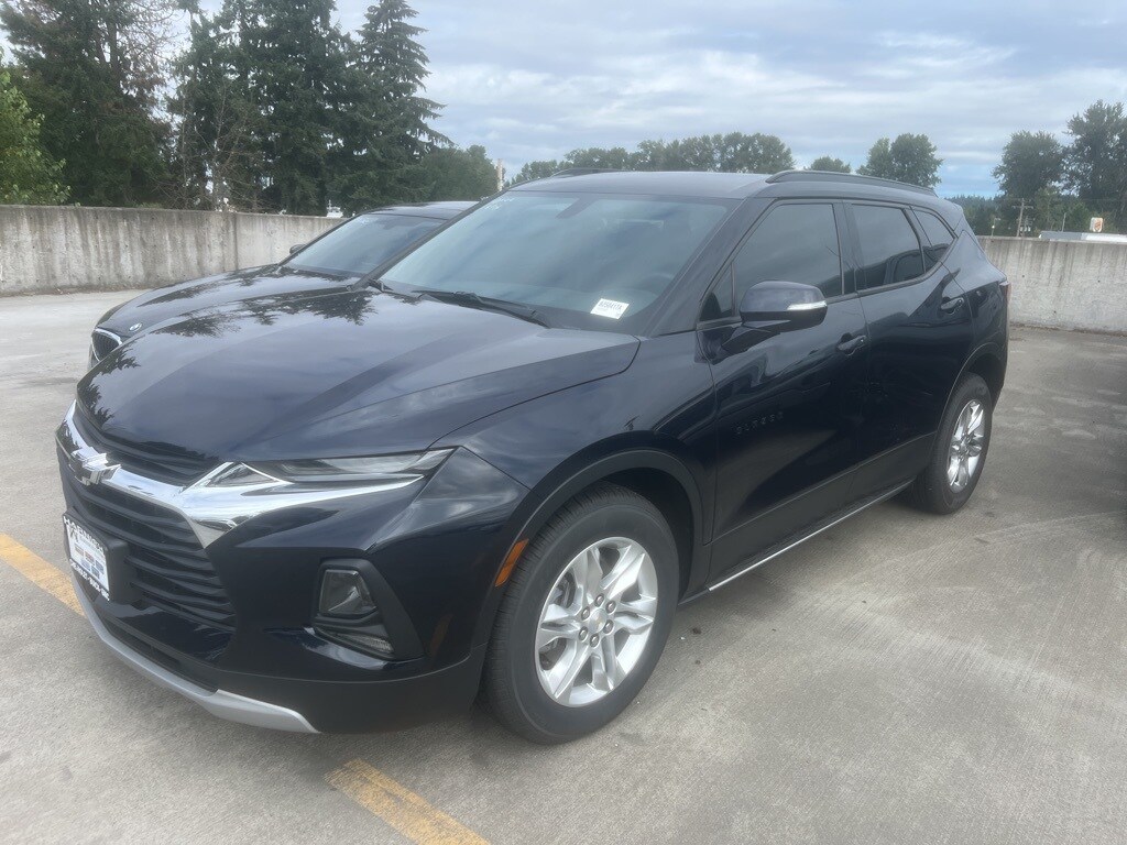 2020 Chevrolet Blazer 2LT photo 3