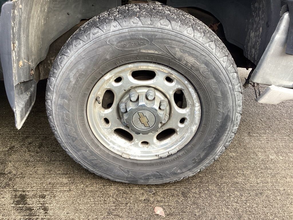 Used 2002 Chevrolet Silverado 2500HD LT Truck Crew Cab