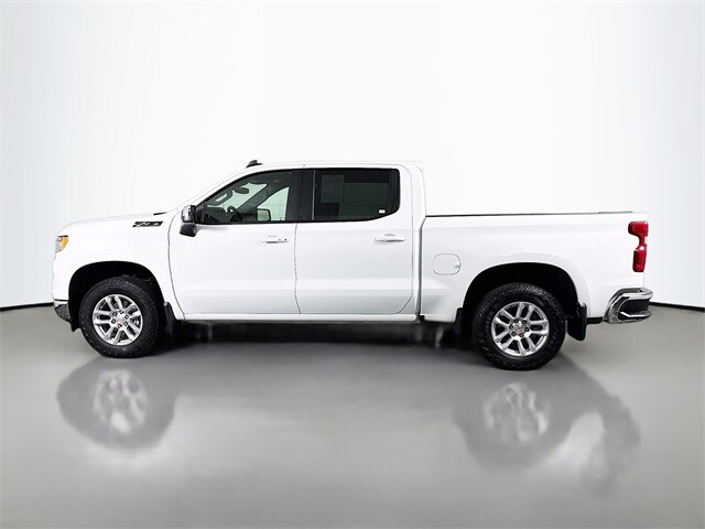 2025 Chevrolet Silverado 1500 LT photo 4