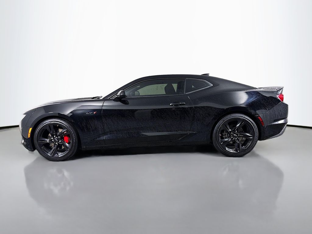 2021 Chevrolet Camaro LT1 photo 4
