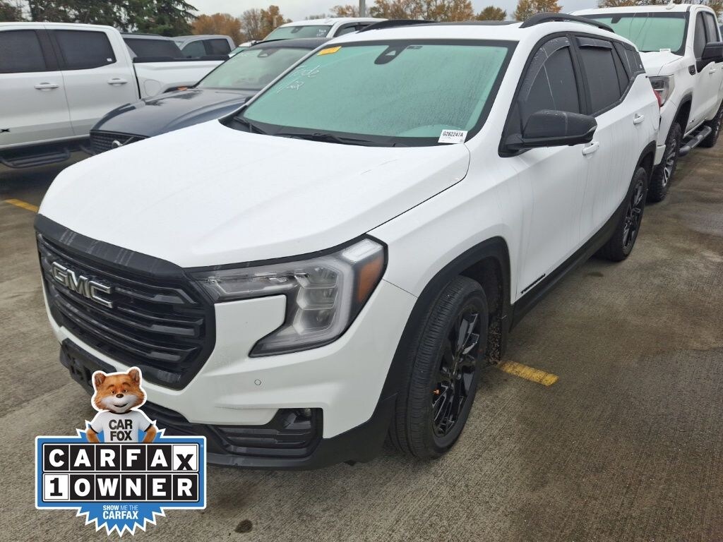 Used 2024 GMC Terrain SLT SUV