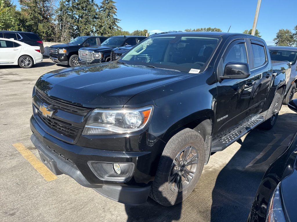 2020 Chevrolet Colorado LT photo 2