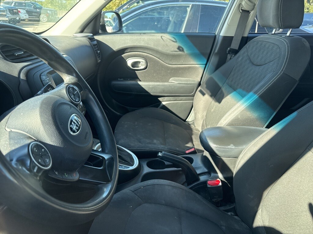 2015 Kia Soul Base photo 3