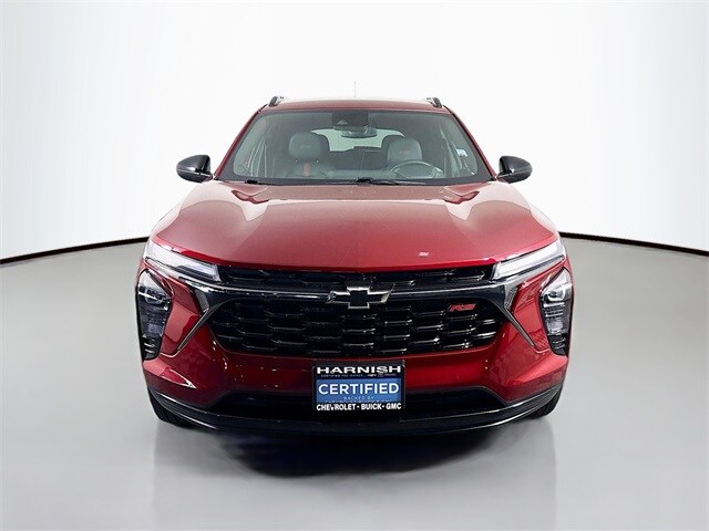 2024 Chevrolet Trax photo 2