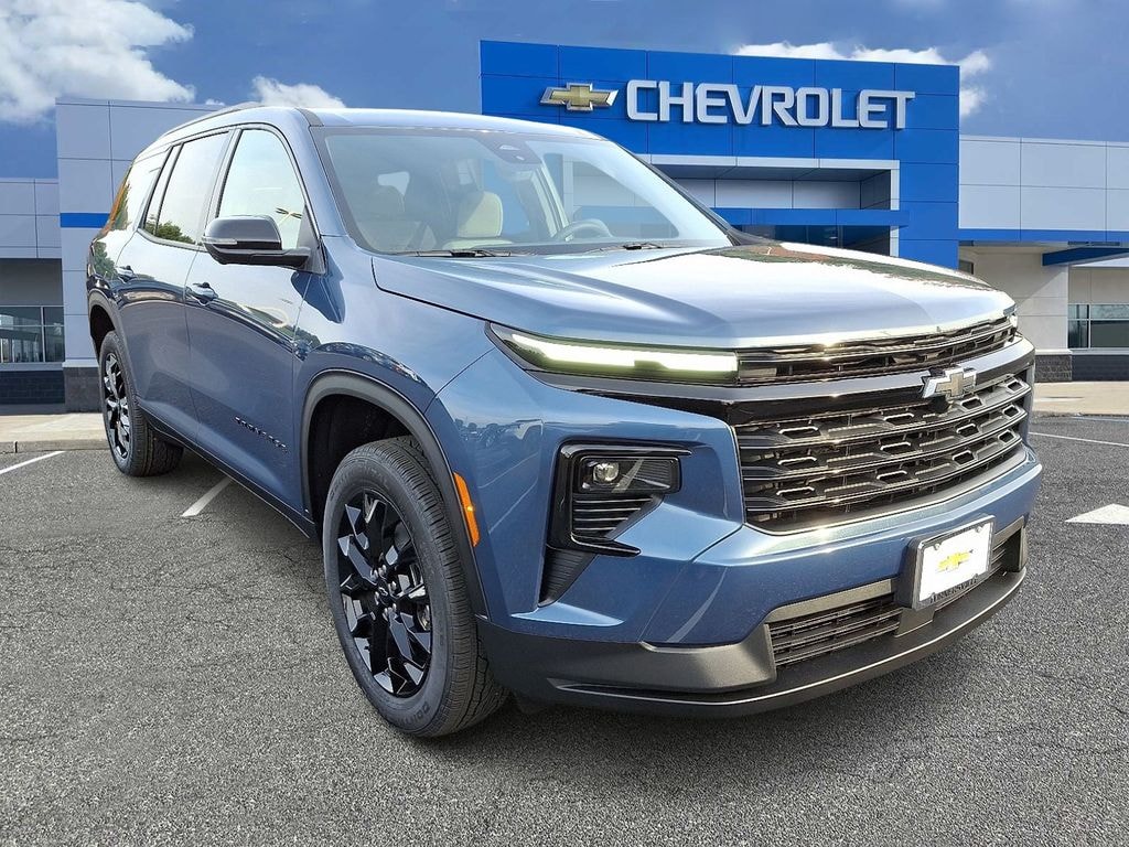 New 2026 Chevrolet Traverse LT SUV