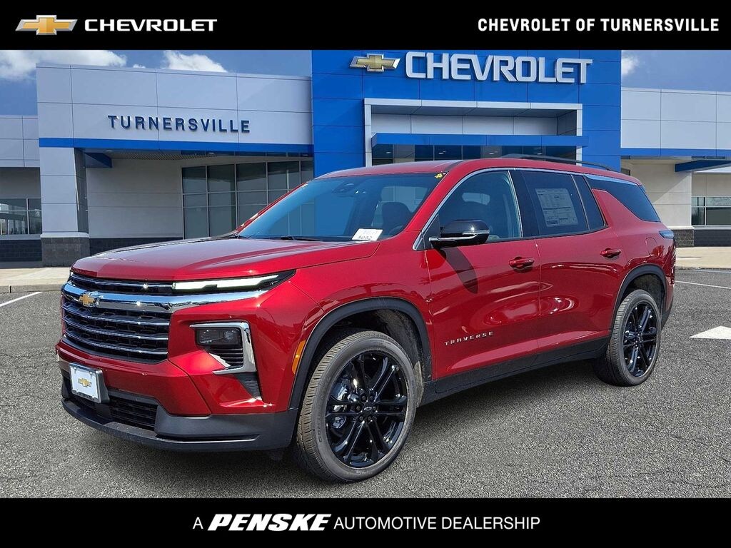 Used 2026 Chevrolet Traverse LT SUV