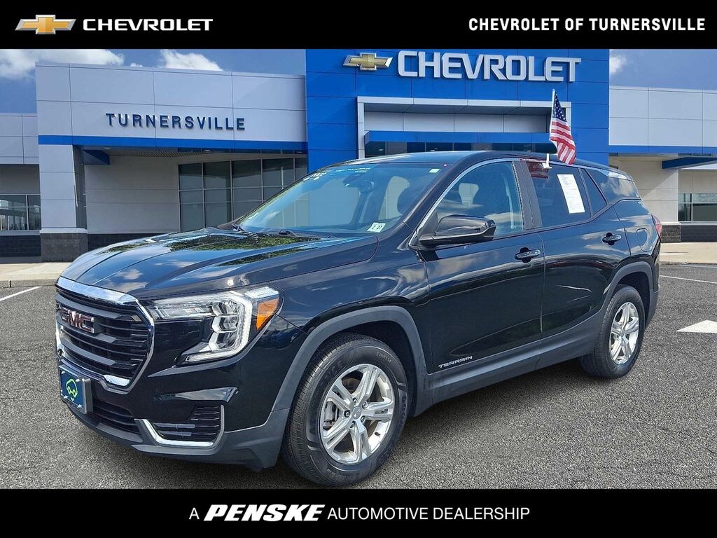 Used 2022 GMC Terrain SLE SUV